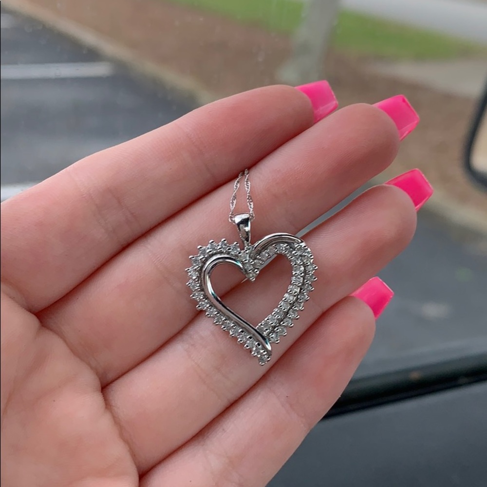 Dimond necklace